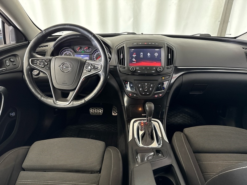 Opel Insignia vaihtoauto