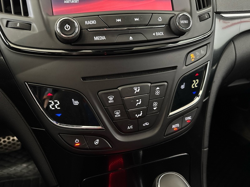 Opel Insignia vaihtoauto