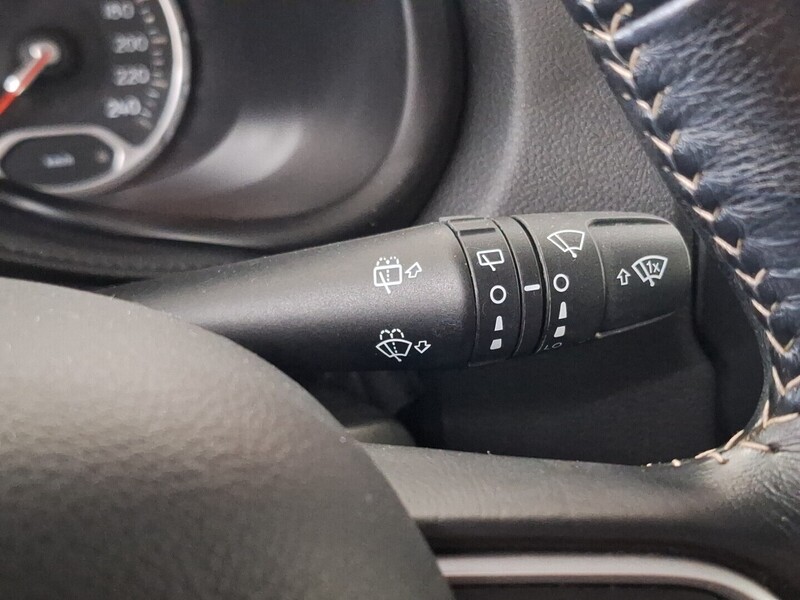 Jeep Renegade vaihtoauto