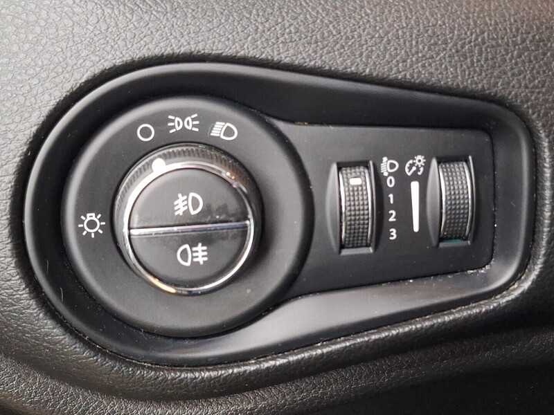 Jeep Renegade vaihtoauto