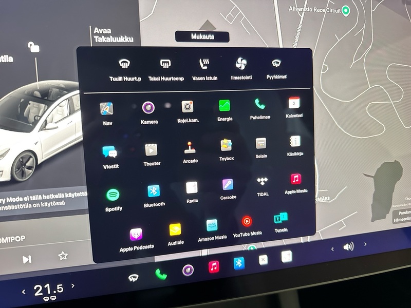 Tesla Model 3 vaihtoauto
