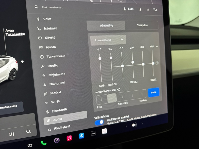 Tesla Model 3 vaihtoauto