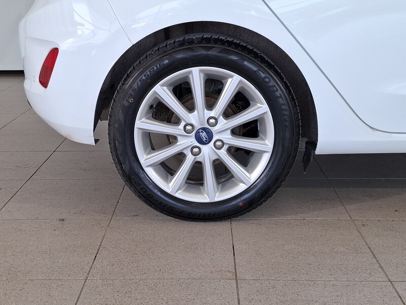 Ford Fiesta vaihtoauto