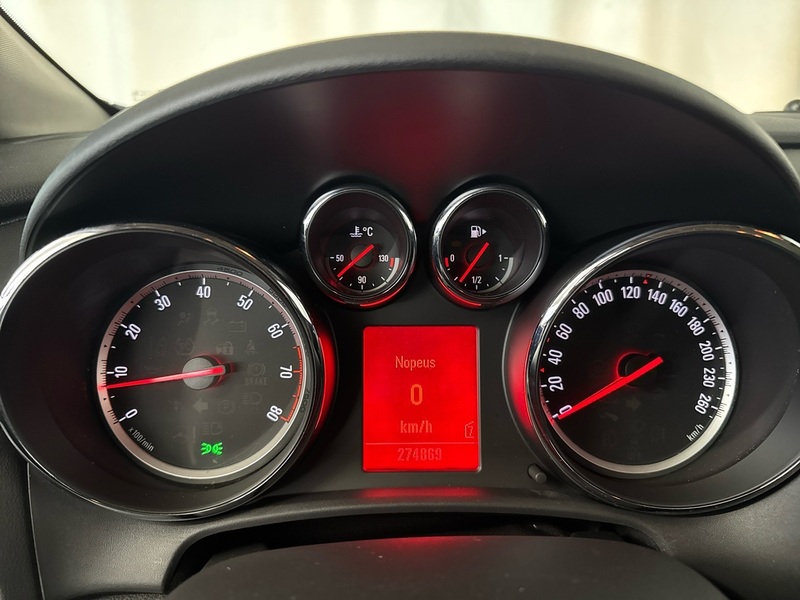 Opel Astra vaihtoauto