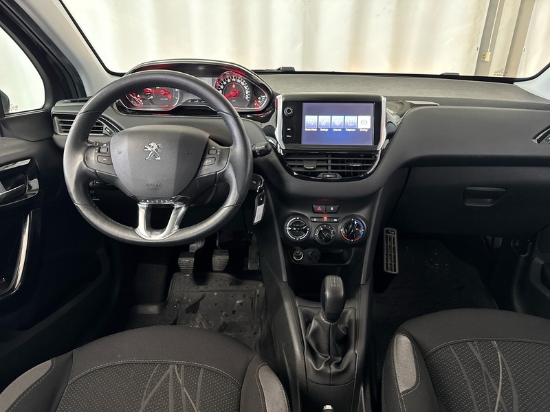 Peugeot 208 vaihtoauto