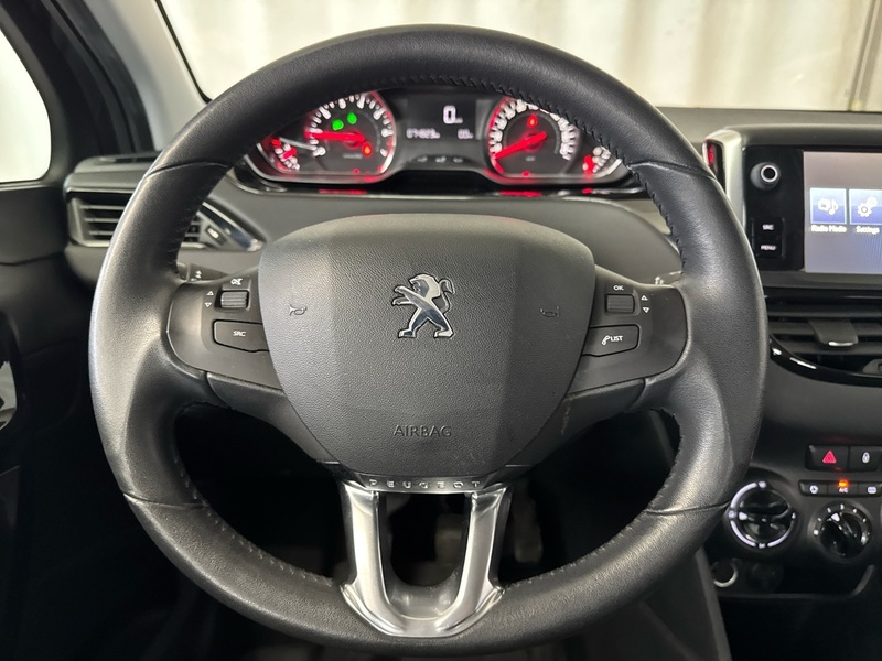 Peugeot 208 vaihtoauto