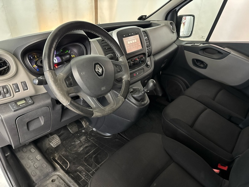 Renault Trafic vaihtoauto