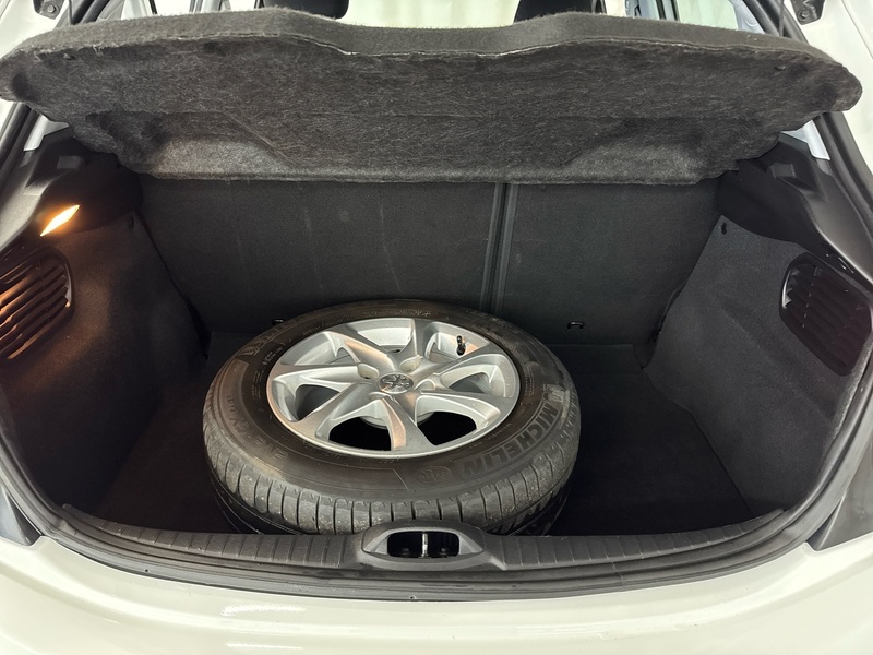 Peugeot 208 vaihtoauto