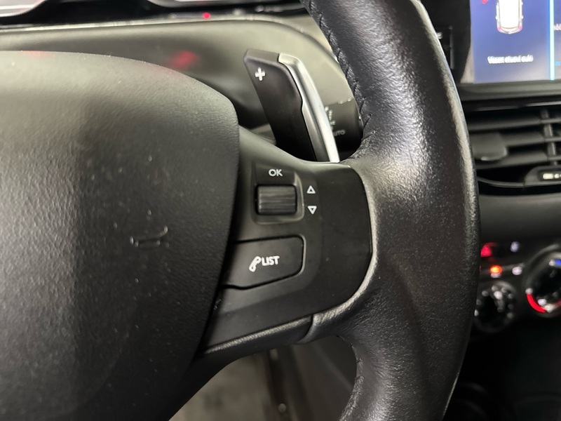 Peugeot 208 vaihtoauto