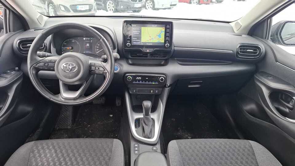 Toyota Yaris vaihtoauto