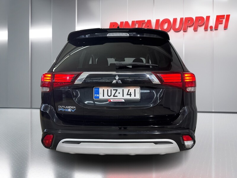 Mitsubishi Outlander PHEV vaihtoauto