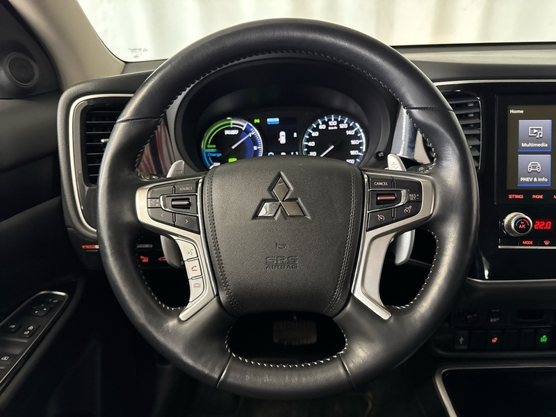 Mitsubishi Outlander PHEV vaihtoauto