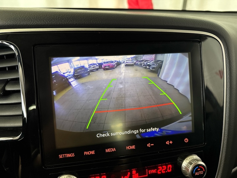 Mitsubishi Outlander PHEV vaihtoauto