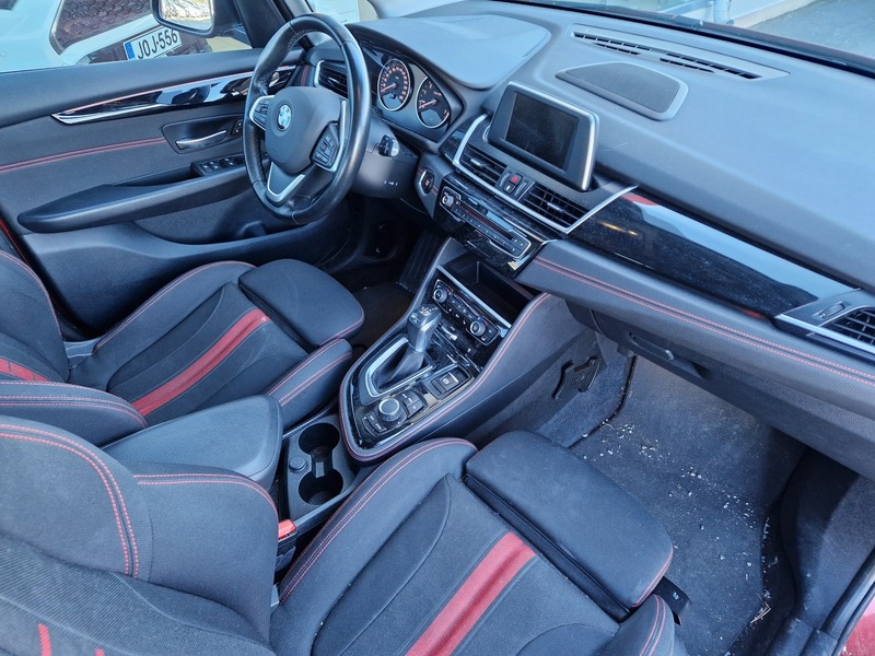 BMW 225 vaihtoauto