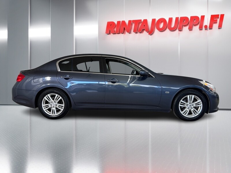 Infiniti G37 vaihtoauto