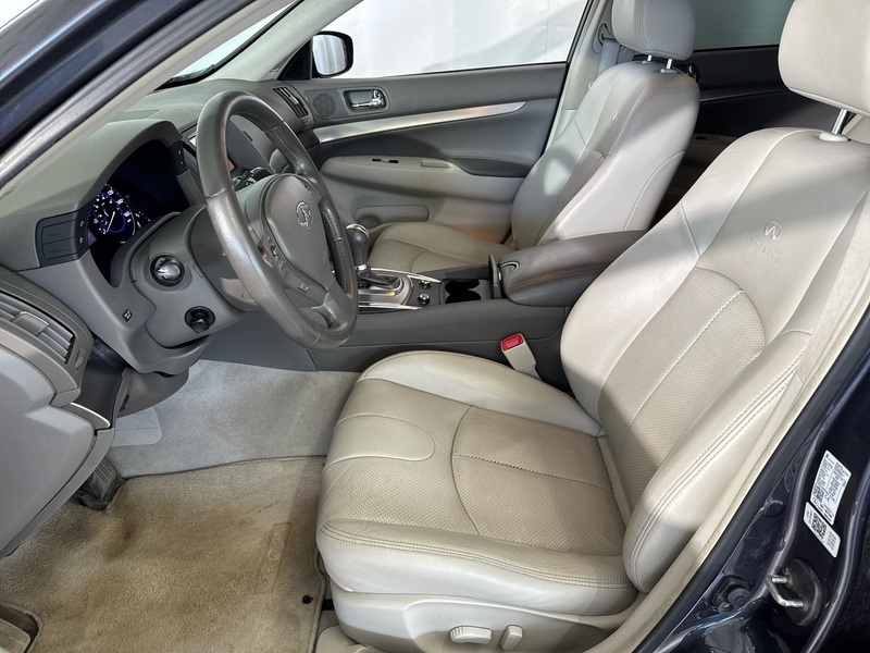 Infiniti G37 vaihtoauto