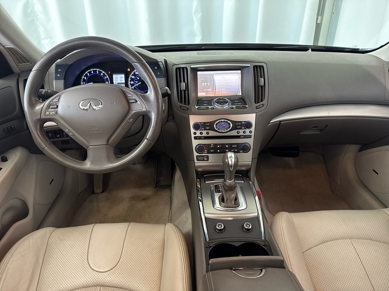 Infiniti G37 vaihtoauto