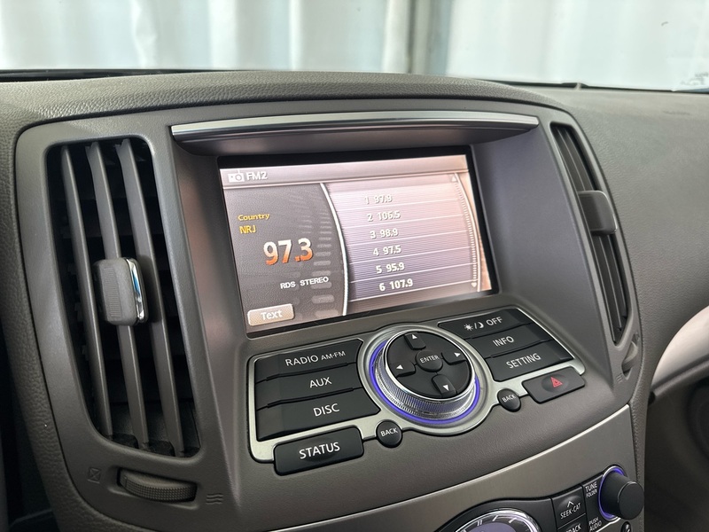 Infiniti G37 vaihtoauto