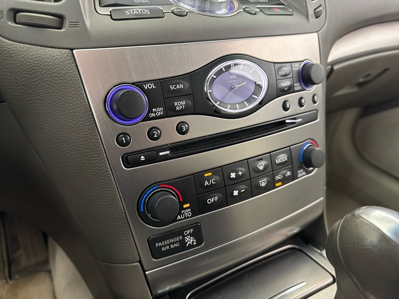 Infiniti G37 vaihtoauto