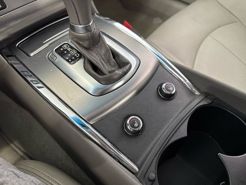 Infiniti G37 vaihtoauto