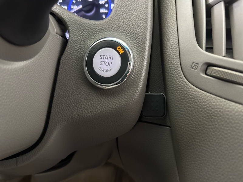 Infiniti G37 vaihtoauto