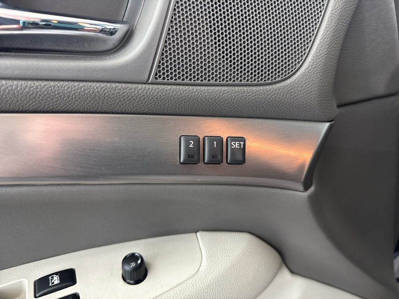 Infiniti G37 vaihtoauto