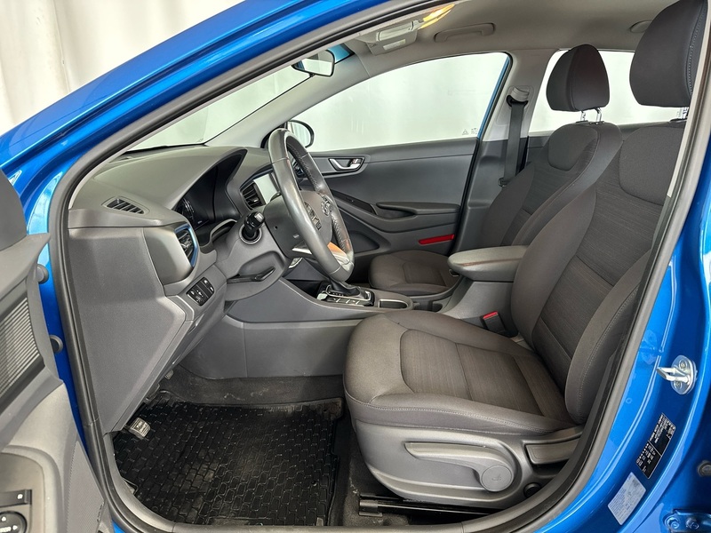 Hyundai IONIQ hybrid vaihtoauto