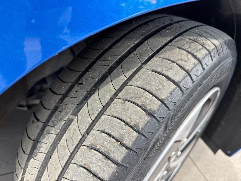 Hyundai IONIQ hybrid vaihtoauto