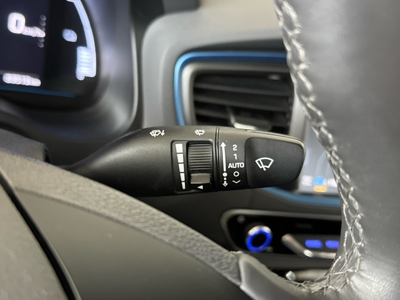 Hyundai IONIQ hybrid vaihtoauto