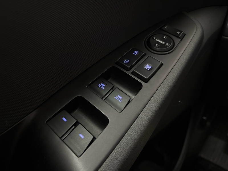 Hyundai IONIQ hybrid vaihtoauto