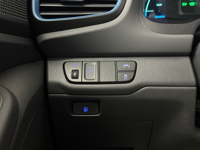 Hyundai IONIQ hybrid vaihtoauto