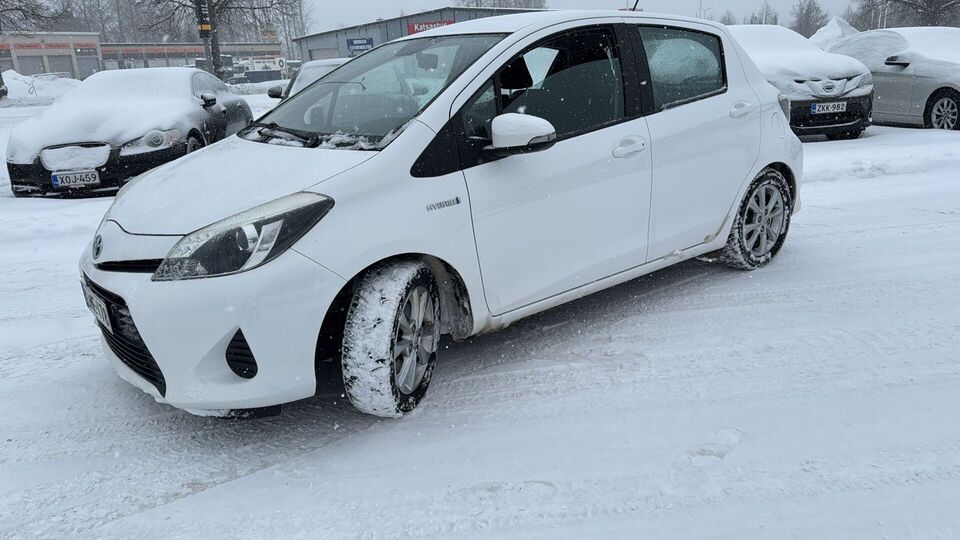 Toyota Yaris vaihtoauto