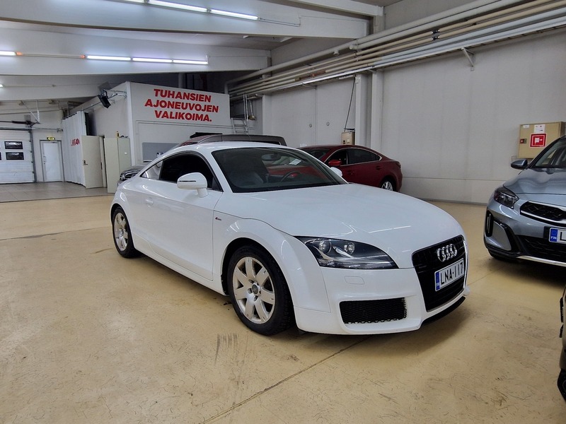 Audi TT vaihtoauto