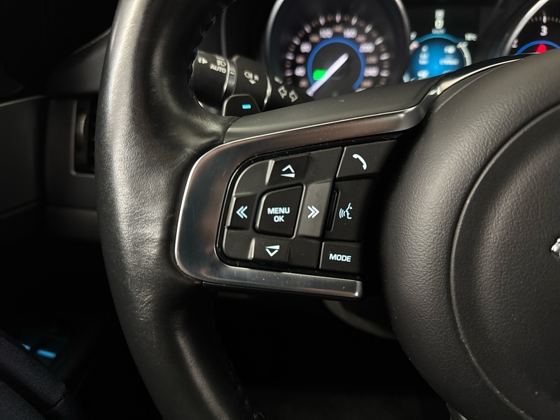 Jaguar XF vaihtoauto