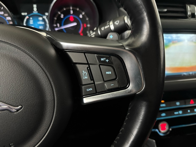 Jaguar XF vaihtoauto