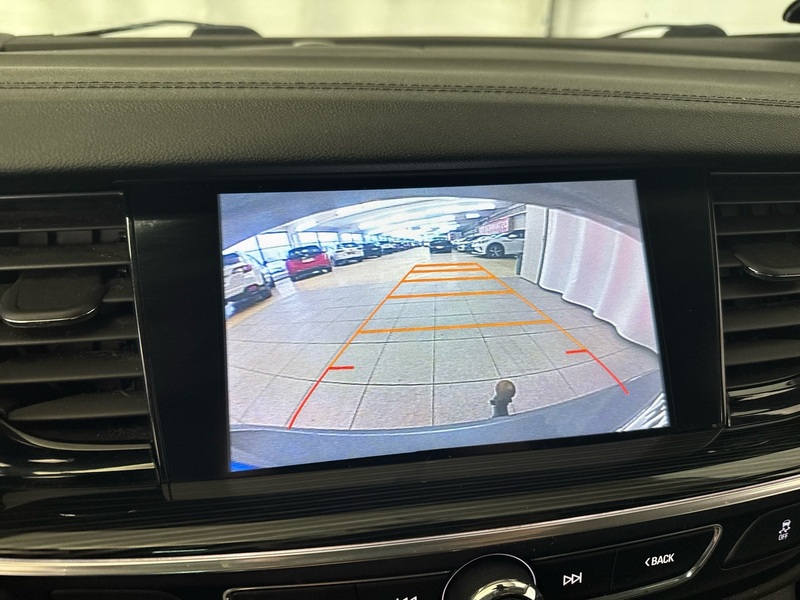 Opel Insignia vaihtoauto