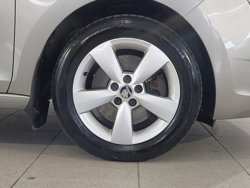 Skoda Rapid vaihtoauto