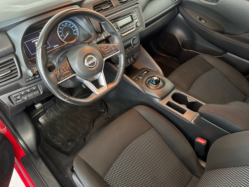 Nissan Leaf vaihtoauto