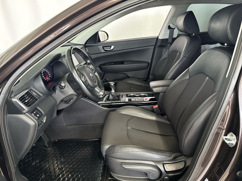 Kia Optima vaihtoauto