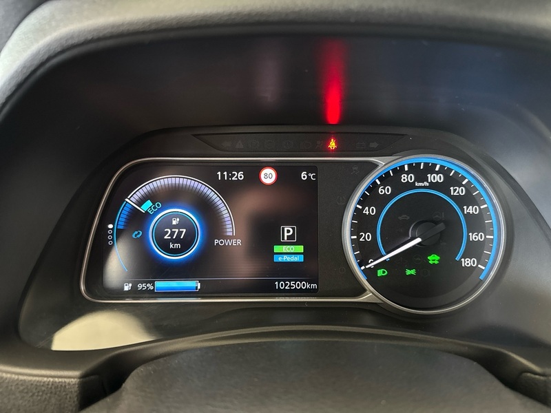 Nissan Leaf vaihtoauto