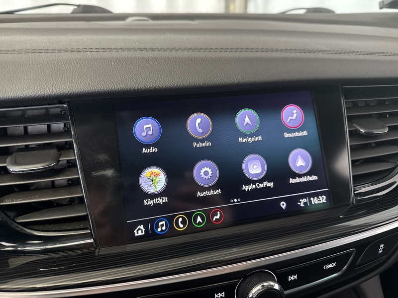 Opel Insignia vaihtoauto