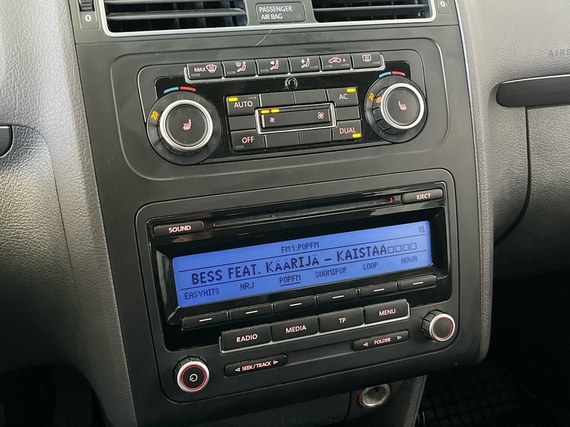 Volkswagen Touran vaihtoauto