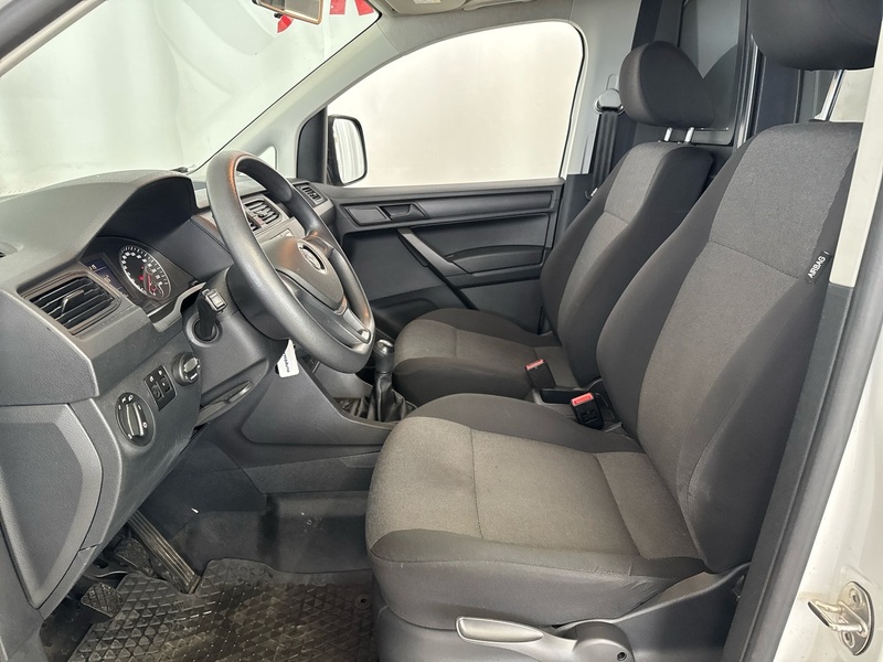 Volkswagen Caddy Maxi vaihtoauto