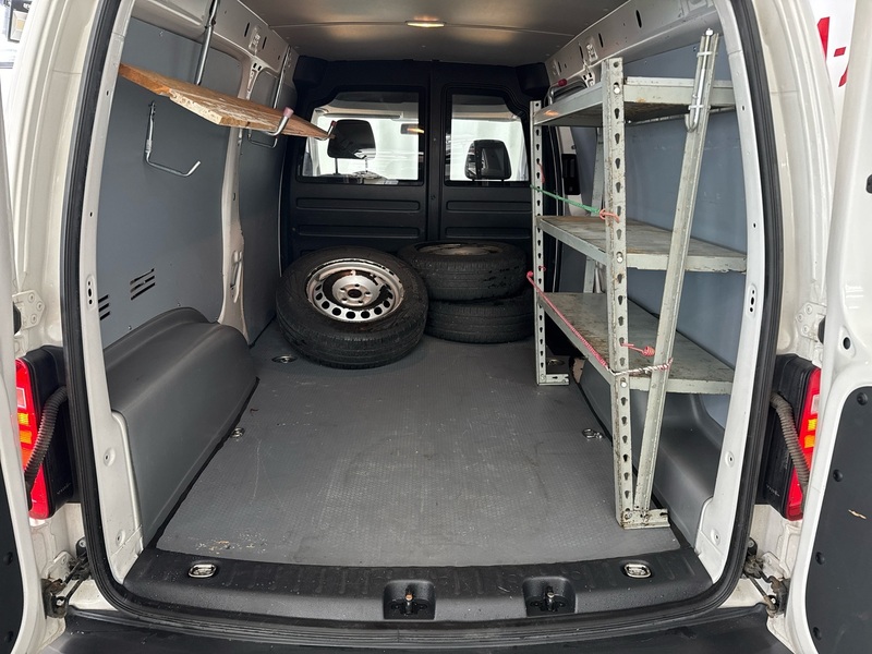 Volkswagen Caddy Maxi vaihtoauto