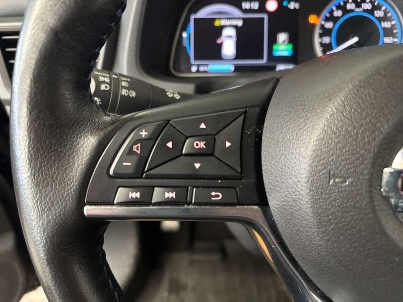 Nissan Leaf vaihtoauto