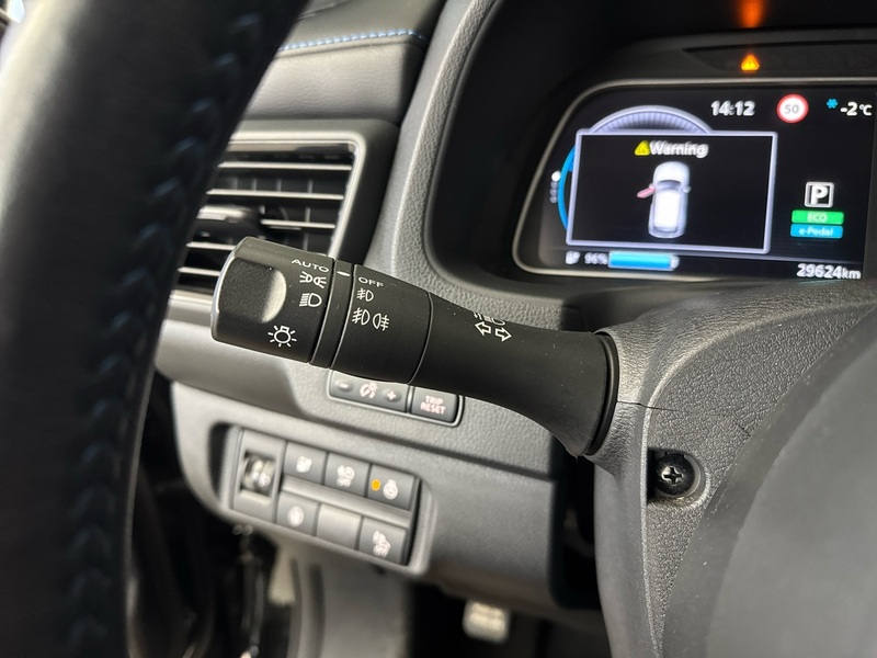 Nissan Leaf vaihtoauto