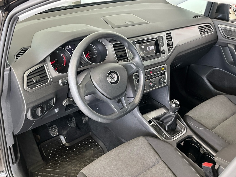 Volkswagen Golf Sportsvan vaihtoauto