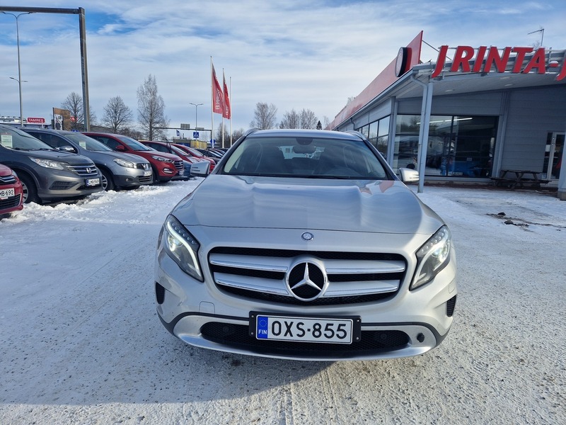 Mercedes-Benz GLA vaihtoauto