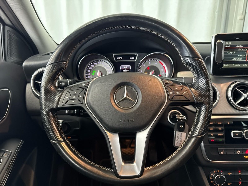 Mercedes-Benz GLA vaihtoauto
