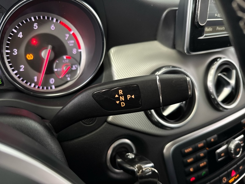 Mercedes-Benz GLA vaihtoauto